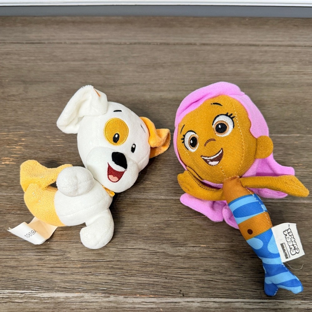 Nickelodeon Bubble Guppies Molly and Bubble Puppy Plush Stuffed Animal Toy Set